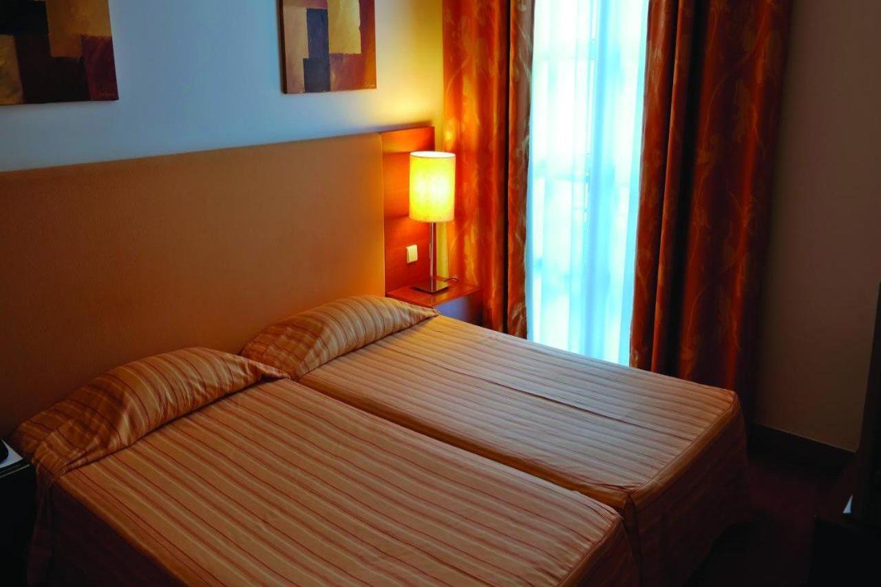 Hotel Apartamentos Geres Ribeiro Zewnętrze zdjęcie