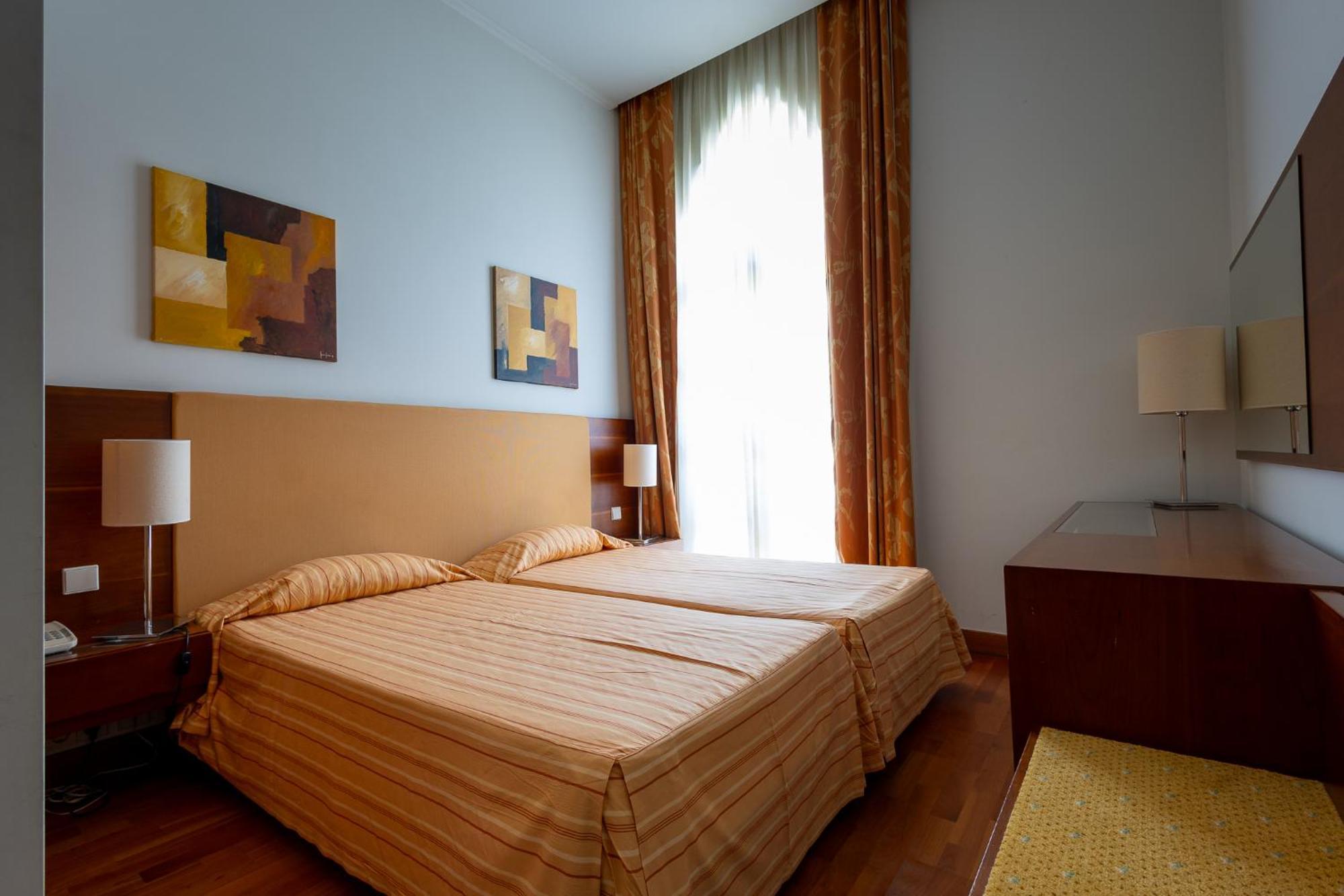 Hotel Apartamentos Geres Ribeiro Zewnętrze zdjęcie