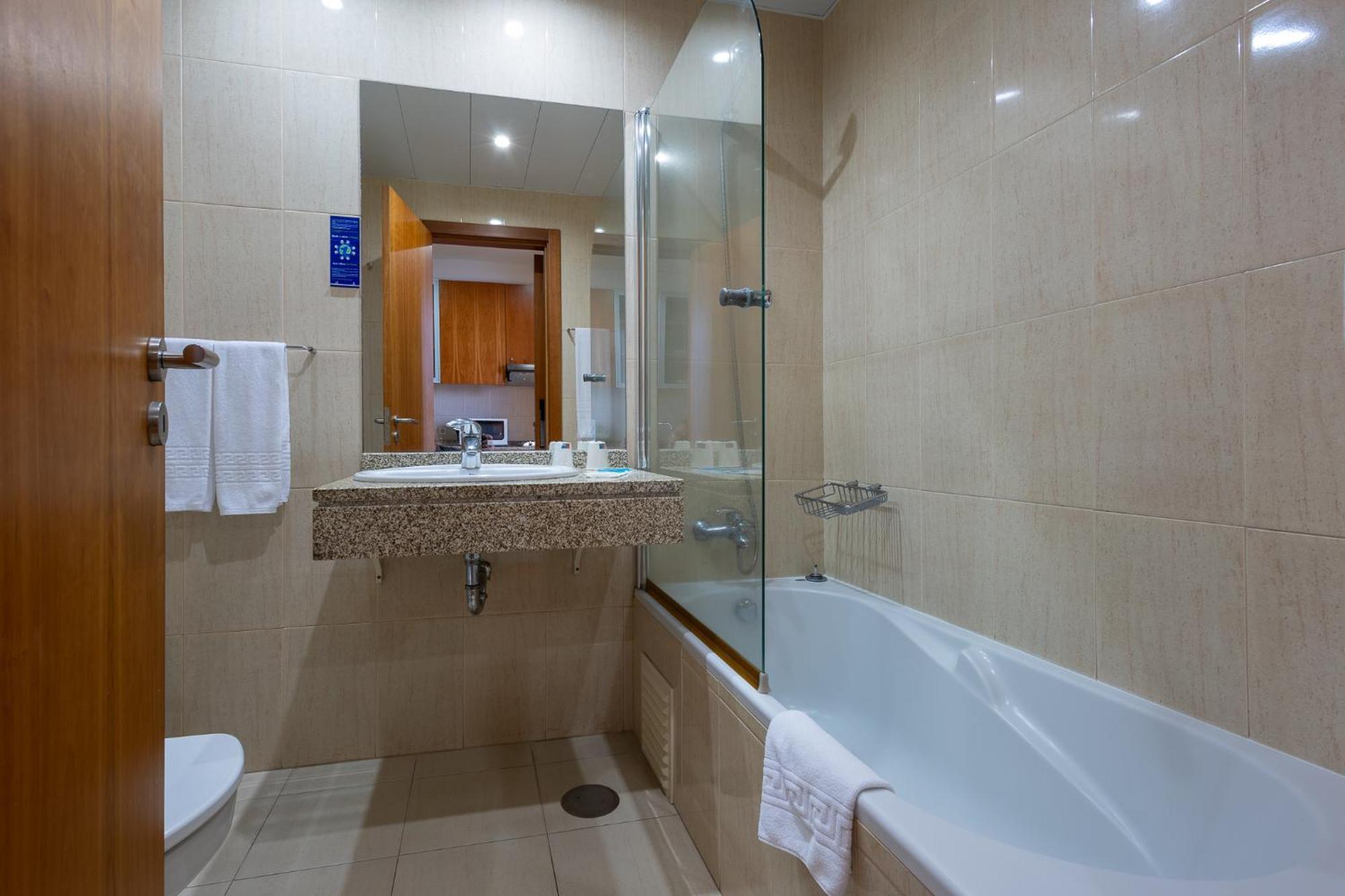 Hotel Apartamentos Geres Ribeiro Zewnętrze zdjęcie
