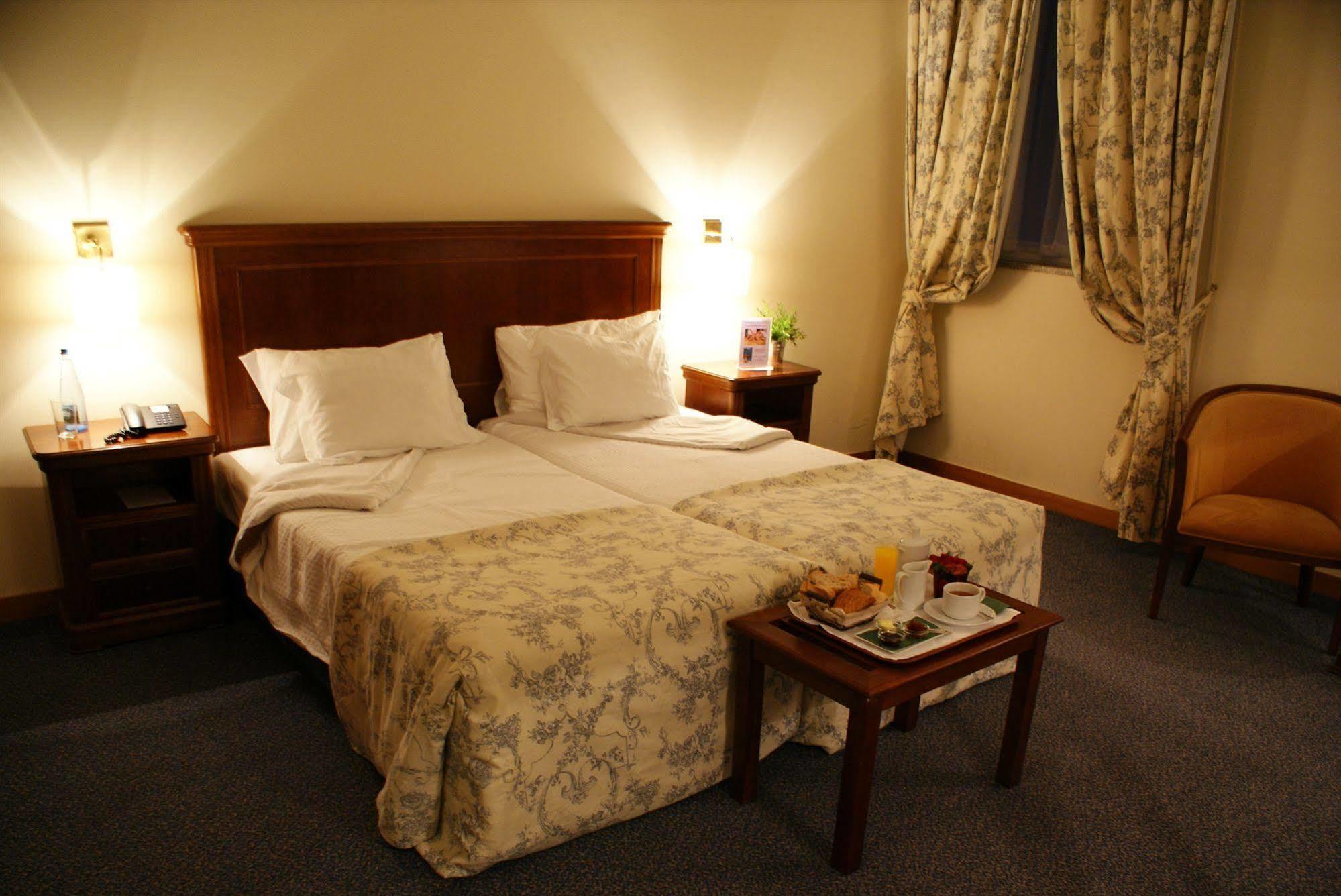 Hotel Apartamentos Geres Ribeiro Zewnętrze zdjęcie